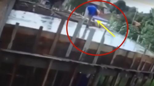 最新豆腐渣工程爆料視頻,最新爆料視頻曝光驚人內幕